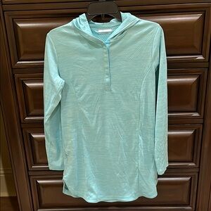 Light Blue Columbia Hooded Long Sleeve Top
